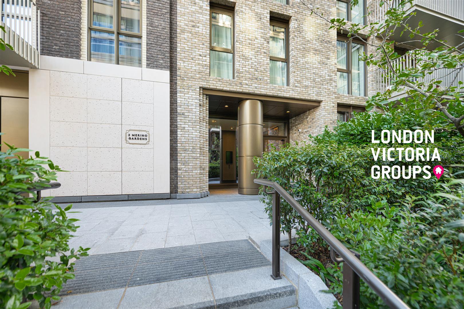 2 Merino Gardens, London